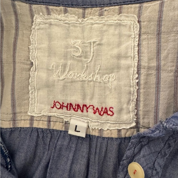 Johnny Was Embroidered Flowery Painters Denim Button-Up Shirt, Size L - Picture 8 of 13